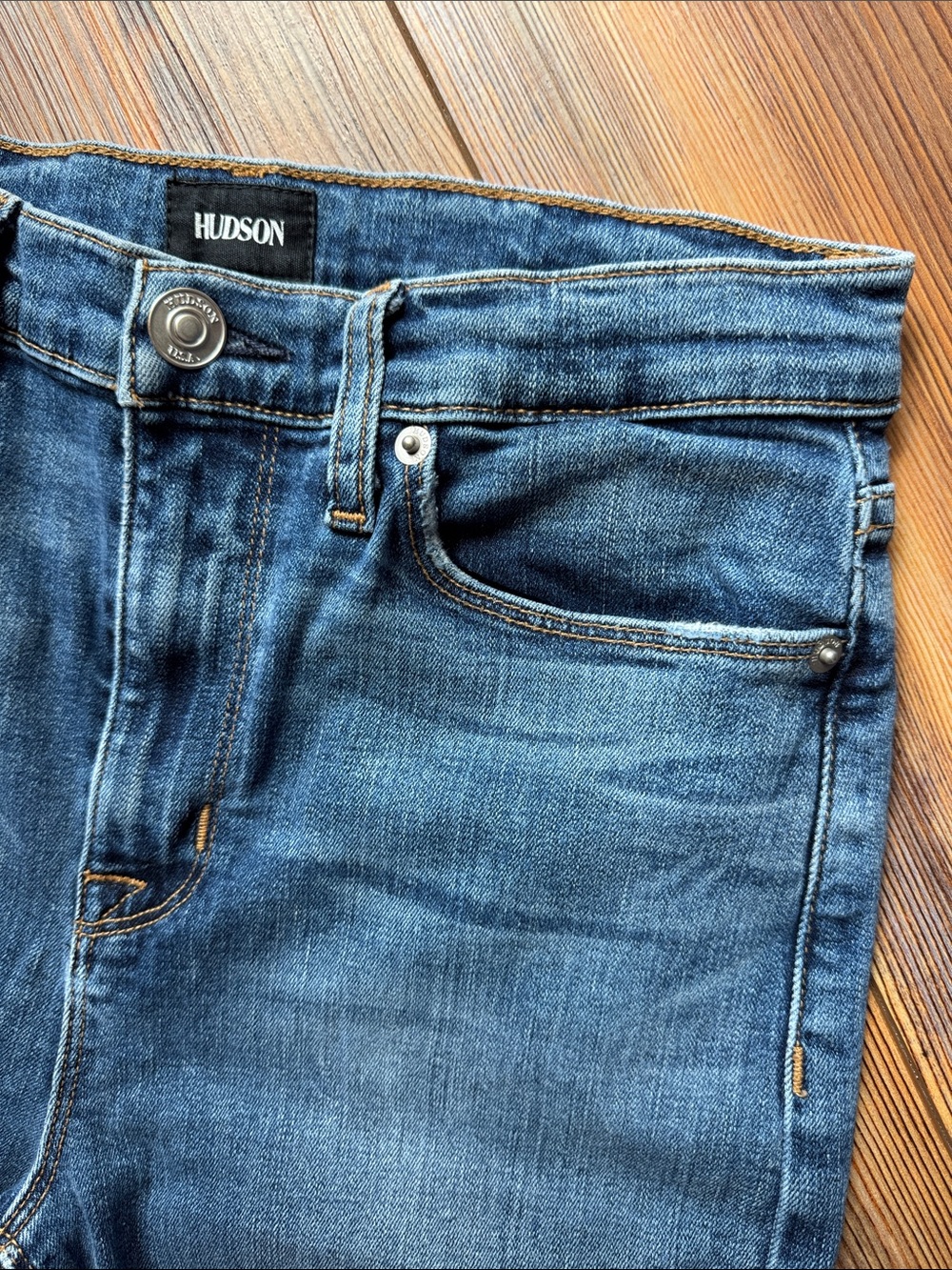 Hudson Heartbreaker High Rise Bootcut Jeans Size 28 Blue Slit Hem Stretch Denim - Picture 7 of 9